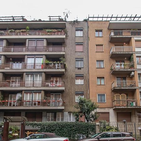 I Host Apartment - Melloni 34 ميلان المظهر الخارجي الصورة